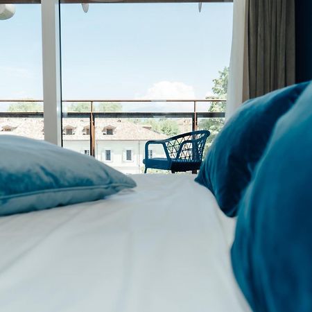 C House Rooms Lake Peschiera del Garda Exterior foto