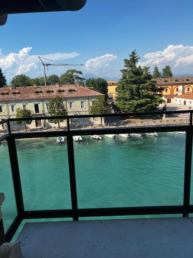 C House Rooms Lake Peschiera del Garda Exterior foto