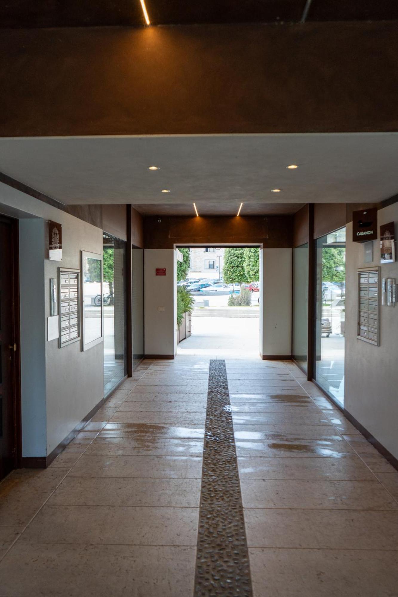 C House Rooms Lake Peschiera del Garda Exterior foto